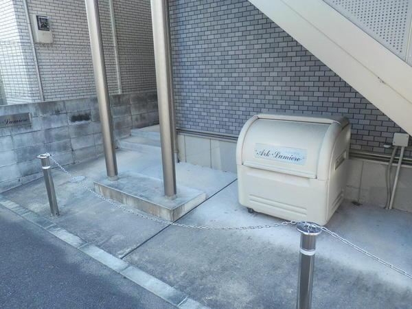 アーク・ルミエールのエントランス