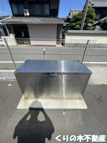 【その他】 | フレスコ | 敷地内ゴミ置き場