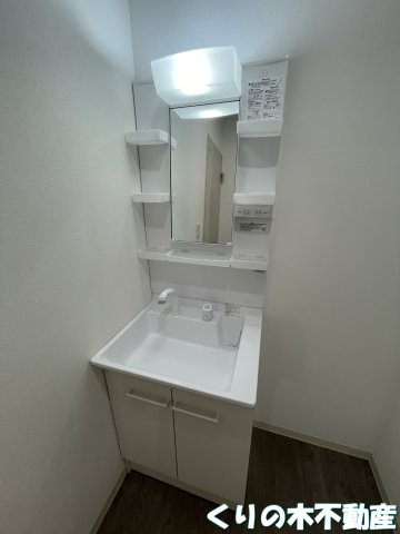 【独立洗面台】 | フレスコ | 朝の支度にも助かる、独立の洗髪洗面化粧台