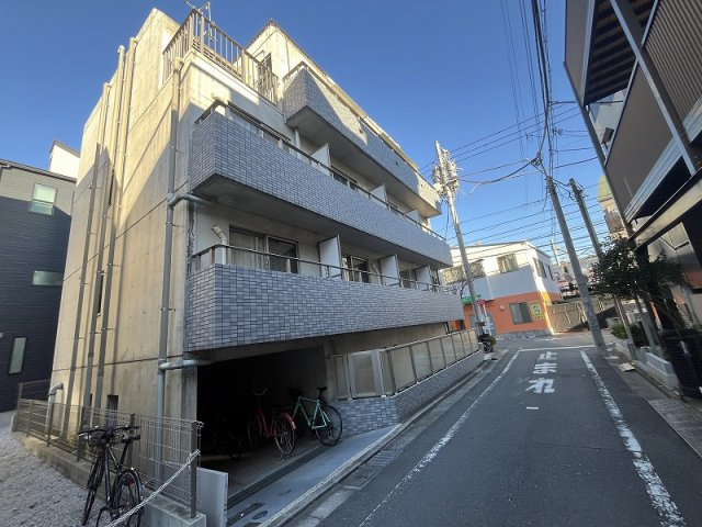 池袋本町１丁目一棟売マンションの外観