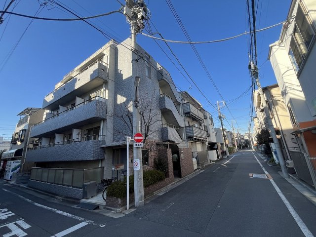 池袋本町１丁目一棟売マンションの外観
