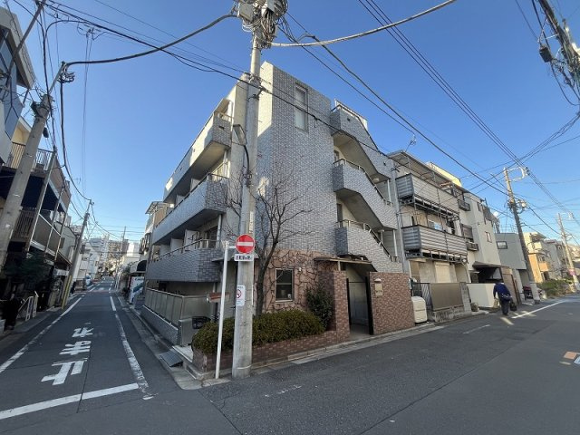 池袋本町１丁目一棟売マンションの外観