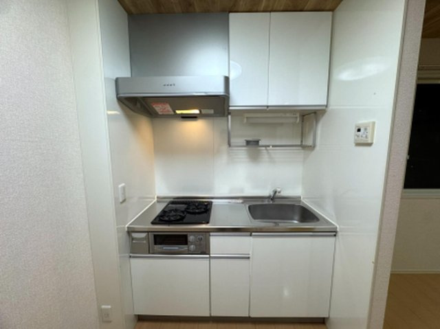 あーばんはいつ神前　A棟のキッチン
