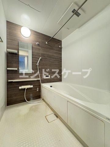 レイロックの浴室|高崎、前橋のお部屋探しはエンドスケープまで！お客様の理想お聞かせ下さい♪