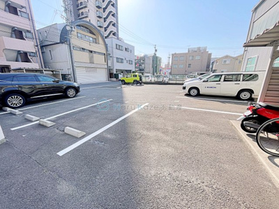 【駐車場】 | ヴィラ・グリーンボール【名古屋市賃貸・金山総合駅】