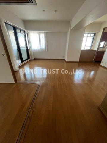 ユニアルス扇町公園の居間・リビング|居間です