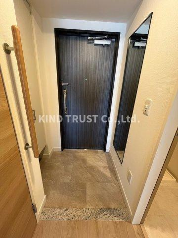 フラットレモンの玄関|ゆったりとした玄関です