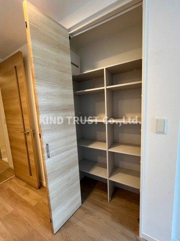 フラットレモンの収納|便利な収納スペースです