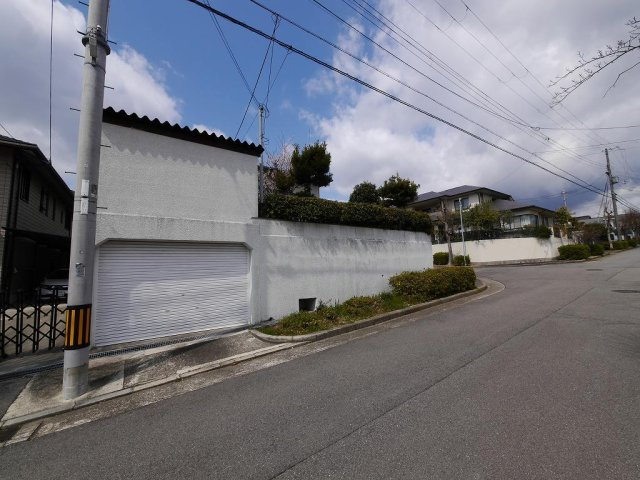 星和台５丁目貸家の駐車場