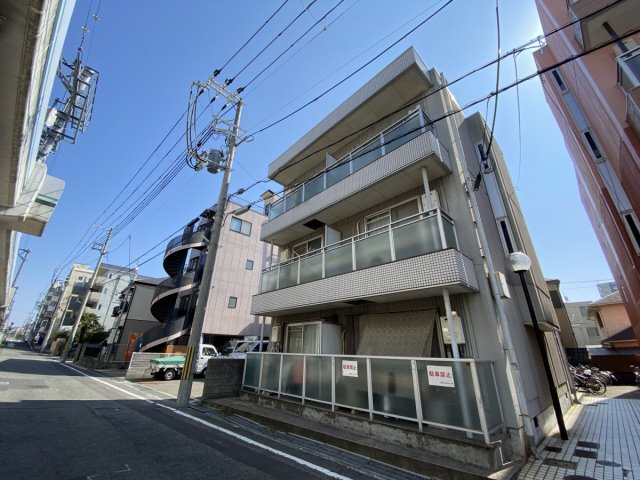 ラガール深江の外観