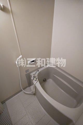 アレックの浴室