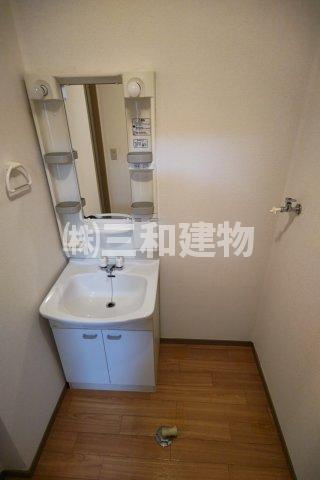 アレックの洗面所