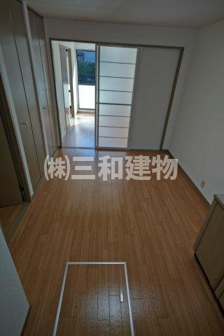 アレックの内装