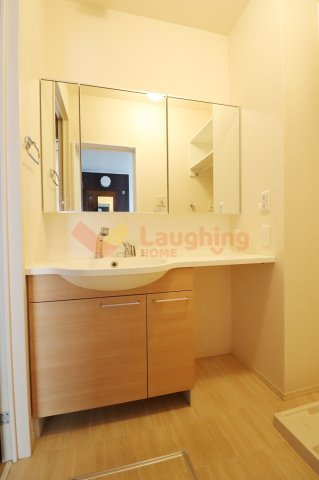 D-ROOM COCOの洗面所|脱衣スペースもあります