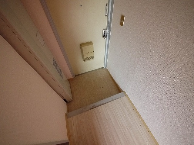 トータスBldの玄関