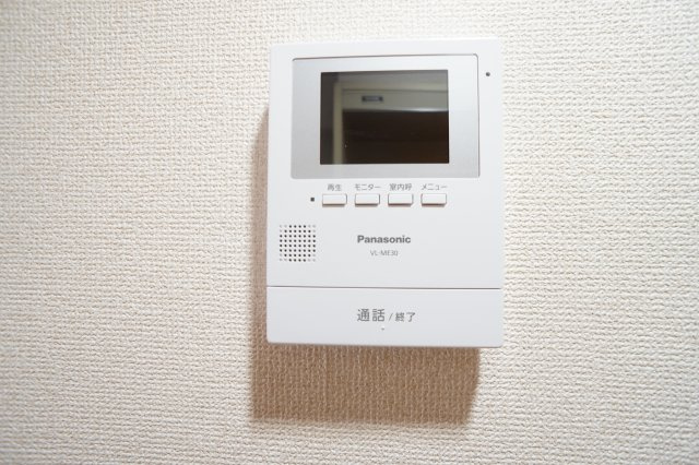 スイートキャッスル市川のセキュリティ|TVモニター付きインターホン♪