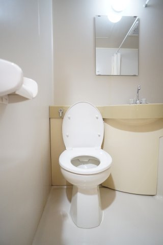 スイートキャッスル市川のトイレ|3点ユニット♪