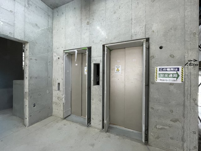 【エントランス】 | スプランディッド難波ＷＥＳＴⅢ