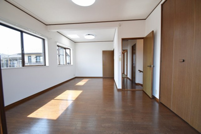 【居間・リビング】 | パレST三ツ木台