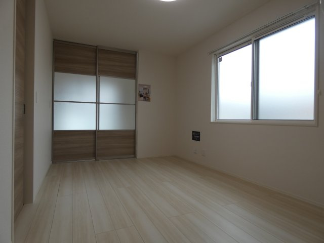 【寝室】 | WEST GARDEN HILLS