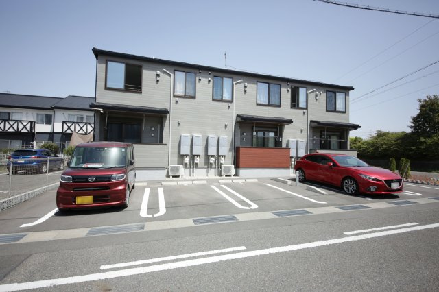 パーク追分の駐車場