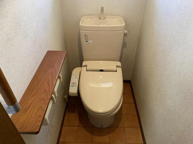 【トイレ】 | 朝霞市根岸台3丁目　中古一戸建住宅(朝霞店） | 2024年3月撮影