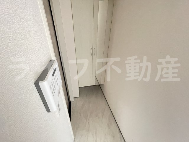 ラフィーネクローバーⅡの玄関|ゆったりとした玄関です