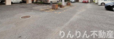 【駐車場】 | コムフォートブル松ノ内 | 駐車場です