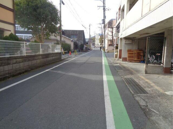 大津市雄琴１丁目の店舗一部の周辺