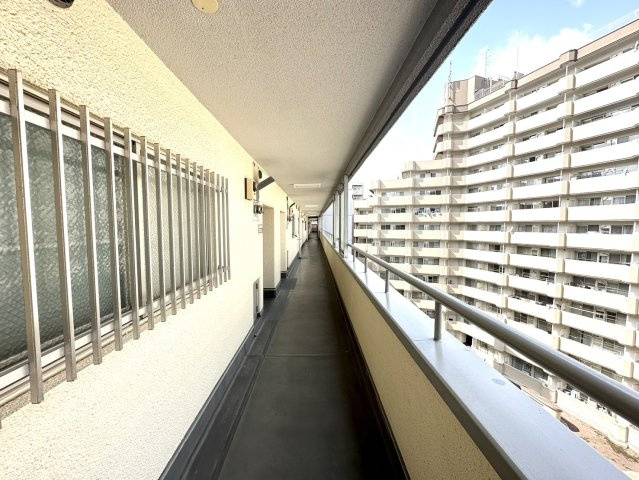卸商サンプラザのその他共用部分|住戸階廊下