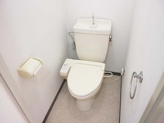 姫路市飾磨区野田町の賃貸マンションのトイレ