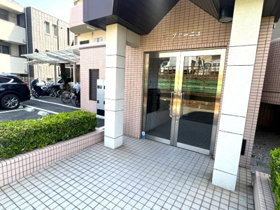 【エントランス】 | レブローニュ