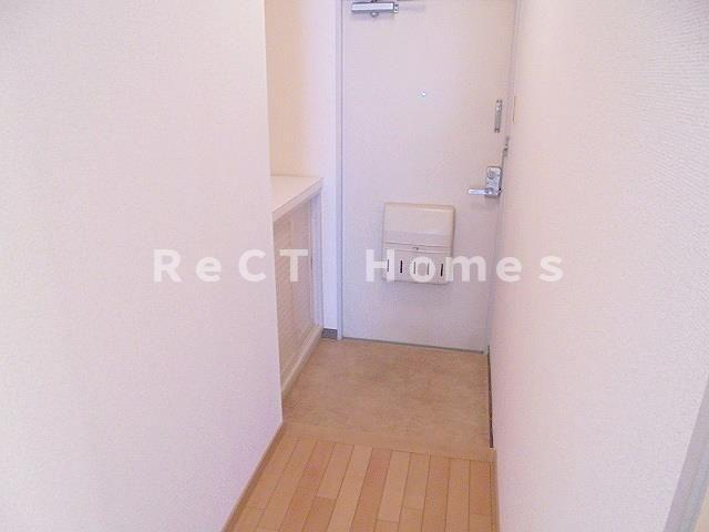 姫路市佃町の賃貸マンションの玄関