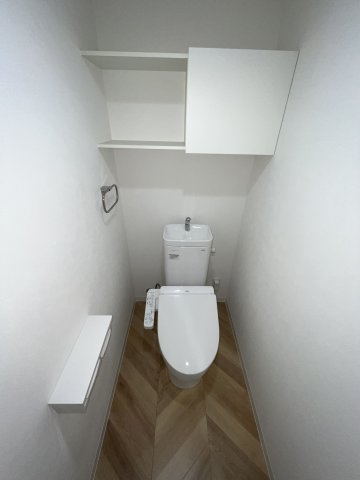 エクストラ パレスのトイレ|類似の同社施工マンションのイメージ写真です。