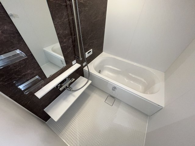 エクストラ パレスの浴室|類似の同社施工マンションのイメージ写真です。