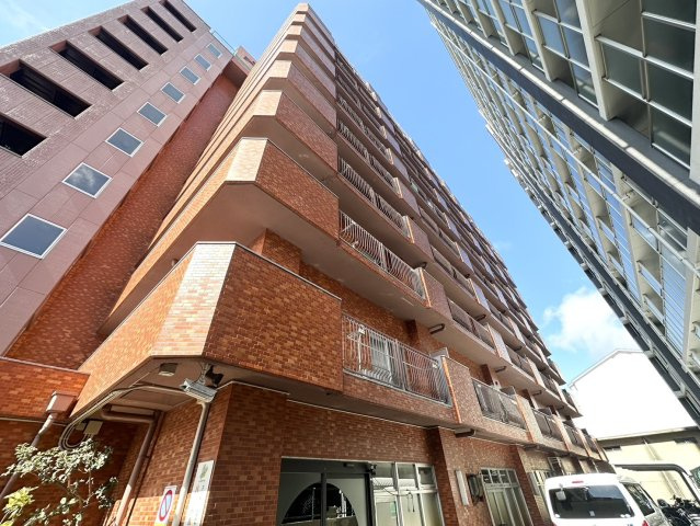 シャンボール荒町の外観