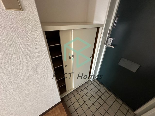 姫路市栗山町の賃貸マンションの玄関