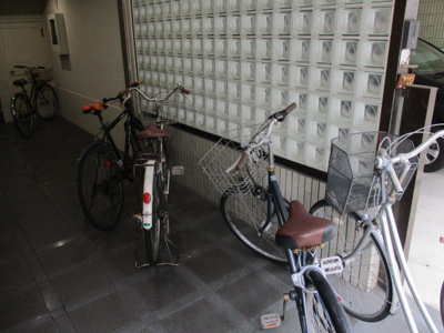 【その他共用部分】 | ショーエハイツ | 自転車置き場です