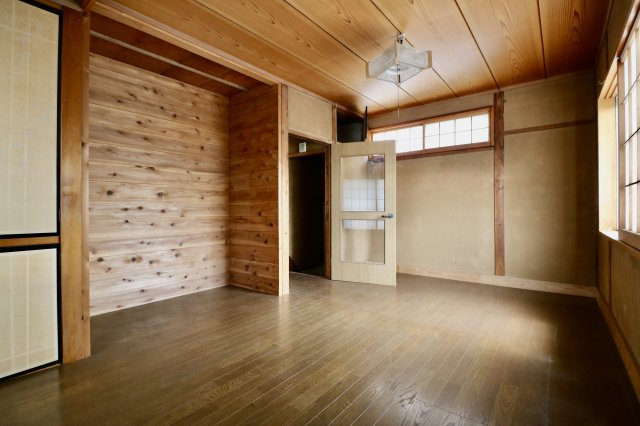 足利市西砂原後町の中古一戸建の洋室