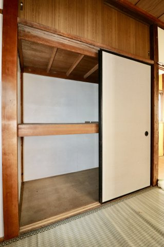 足利市西砂原後町の中古一戸建の収納|こちらは、2階の収納になります。