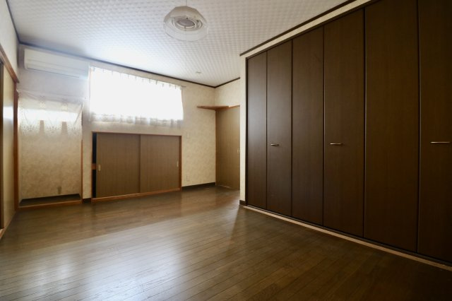 足利市西砂原後町の中古一戸建の洋室
