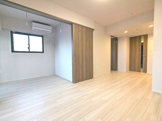 ONE ROOF RESIDENCE上野御徒町の設備|エアコン3台付、インターネット無料