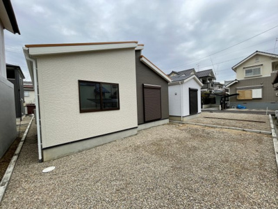 【外観】 | Livele Garden.S守山区中志段味全３棟＜仲介手数料無料＞志段味東小・志段味中　新築一戸建 | 2号邸
LINEから簡単お問合せ可能！
友達検索で@nqk7328tです！。