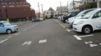 【駐車場】