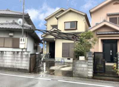 【外観】 | 城陽市市辺小梨間　注文住宅　建築条件なしの土地 | 現在は上物がございますが、更地にしていただきお好きな工務店で注文住宅を建てて頂けます。（上物ありの現状渡しになります）