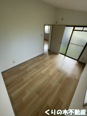 【洋室】 | MATSUMOMENT桜井Ⅱ | 個人の部屋や寝室として使える洋室です