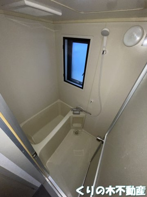 【浴室】 | MATSUMOMENT桜井Ⅱ | コンパクトで使いやすいお風呂です