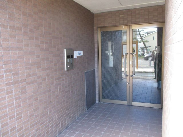 CASTLEワタナベ｜名古屋市の賃貸ならMy賃貸のエントランス|CASTLEワタナベ