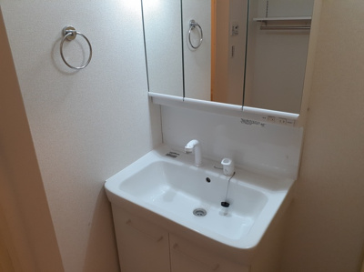 【洗面所】 | リリアン