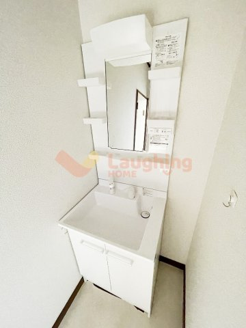 サンフィールドの洗面所|脱衣スペースもあります